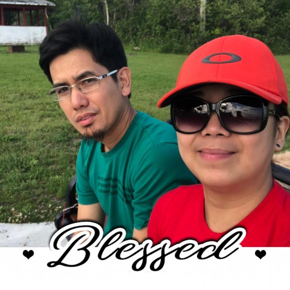 Meet your Posher, Elilou - Picture 1 of 1